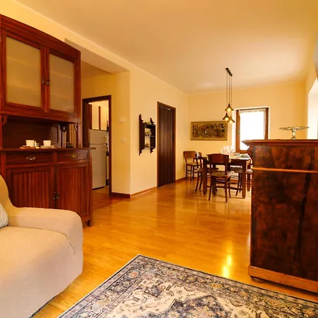 Casa Pini - Near The